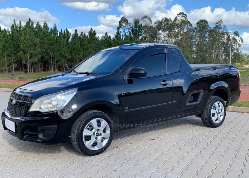 MONTANA 1.4 MPFI LS CS 8V FLEX 2P MANUAL - 2011 - PORTãO