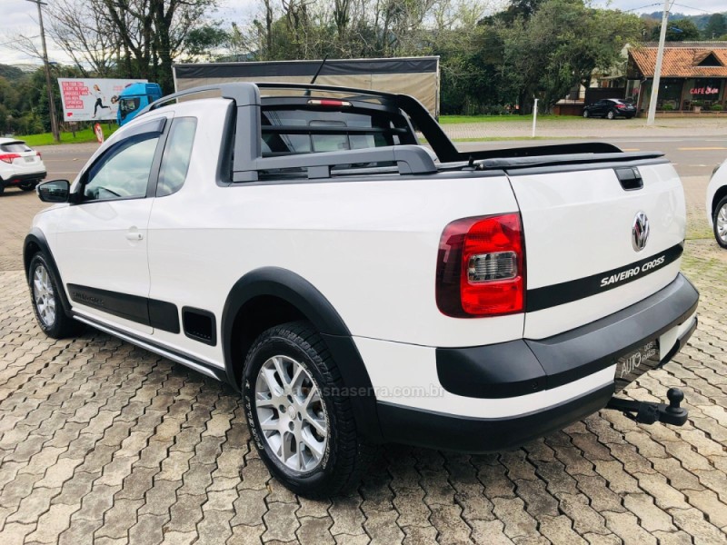 SAVEIRO 1.6 CROSS CE 8V FLEX 2P MANUAL - 2015 - DOIS IRMãOS