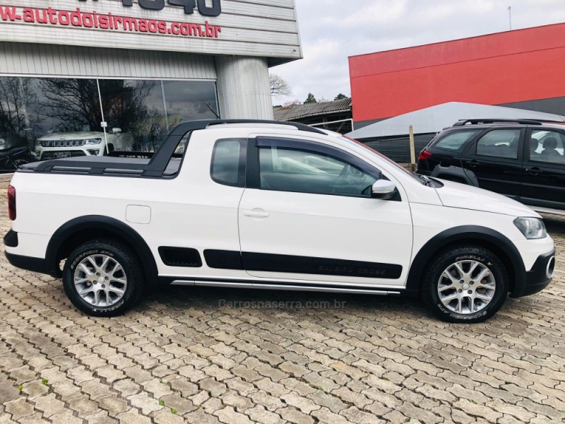 SAVEIRO 1.6 CROSS CE 8V FLEX 2P MANUAL - 2015 - DOIS IRMãOS