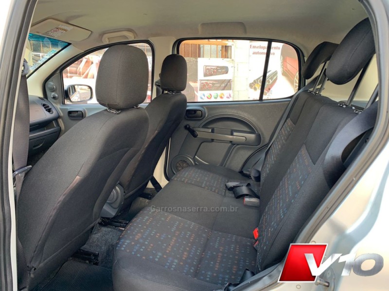 UNO 1.0 VIVACE 8V FLEX 4P MANUAL - 2014 - CAXIAS DO SUL