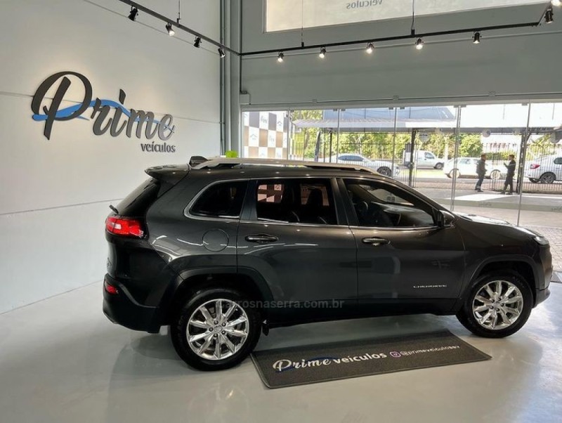 CHEROKEE 3.2 LIMITED 4X4 V6 24V GASOLINA 4P AUTOMÁTICO - 2015 - ESTâNCIA VELHA