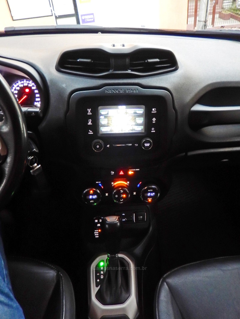 RENEGADE 2.0 16V TURBO DIESEL LONGITUDE 4P 4X4 AUTOMÁTICO - 2018 - CAXIAS DO SUL