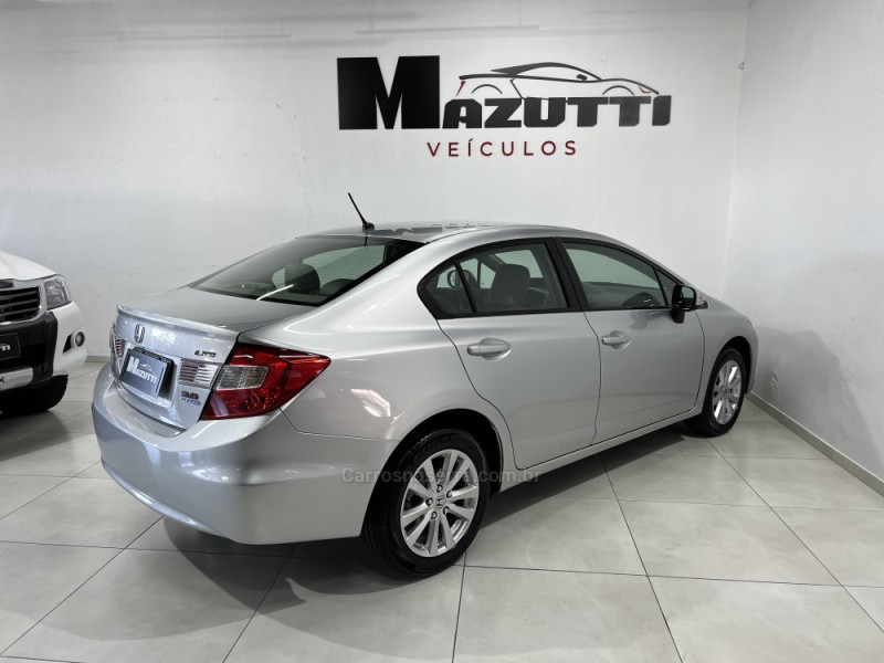 CIVIC 2.0 LXR 16V FLEX 4P AUTOMÁTICO - 2014 - BENTO GONçALVES