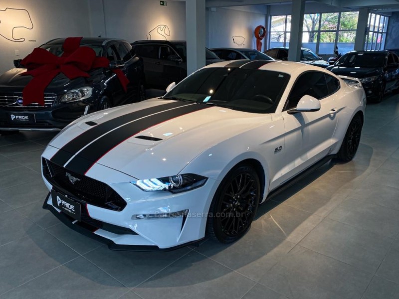 MUSTANG 5.0 GT PREMIUM COUPÉ V8 32V GASOLINA 2P AUTOMÁTICO - 2018 - CAXIAS DO SUL