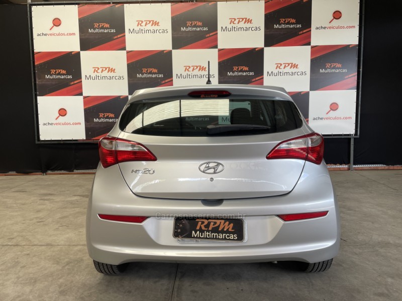 HB20 1.0 COMFORT PLUS 12V FLEX 4P MANUAL - 2017 - SãO SEBASTIãO DO CAí