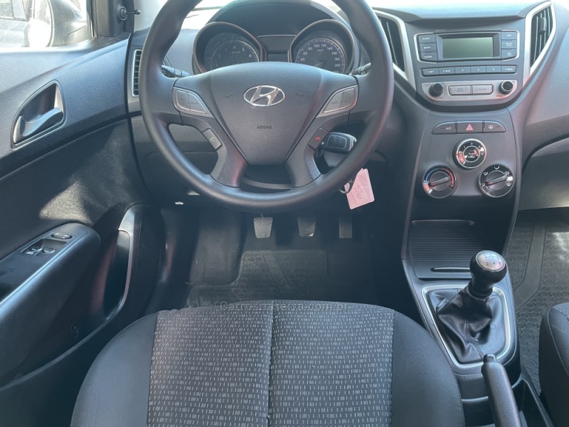 HB20 1.0 COMFORT PLUS 12V FLEX 4P MANUAL - 2017 - SãO SEBASTIãO DO CAí