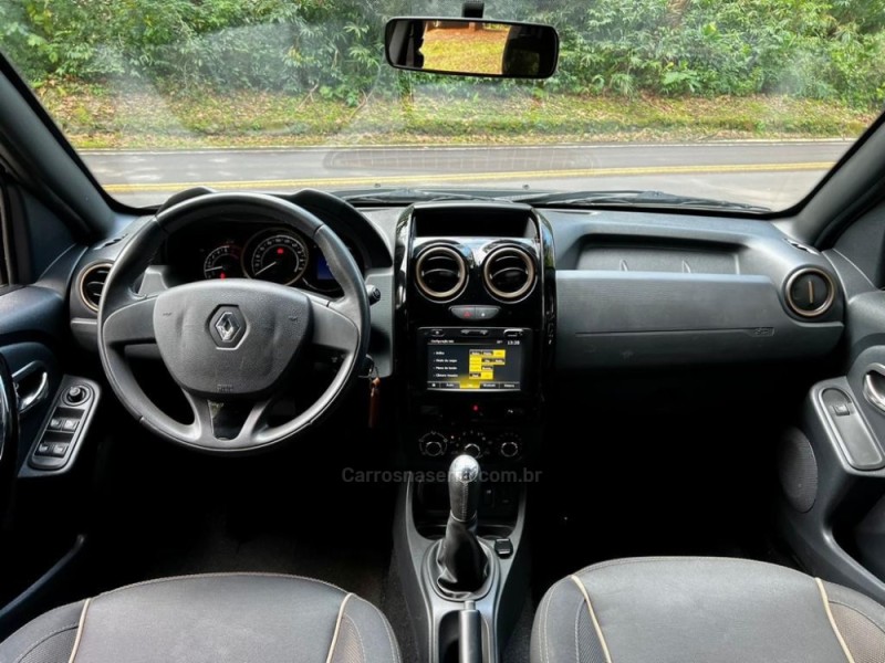 DUSTER 1.6 DYNAMIQUE 4X2 16V FLEX 4P MANUAL - 2019 - DOIS IRMãOS