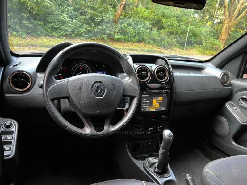 DUSTER 1.6 DYNAMIQUE 4X2 16V FLEX 4P MANUAL - 2019 - DOIS IRMãOS