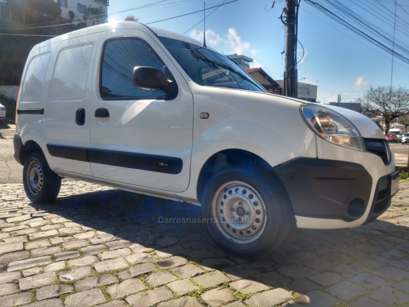 KANGOO 1.6 EXPRESS 16V FLEX 4P MANUAL - 2015 - FARROUPILHA
