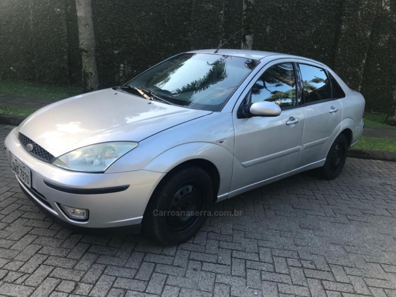 FOCUS 1.6 8V FLEX 4P MANUAL