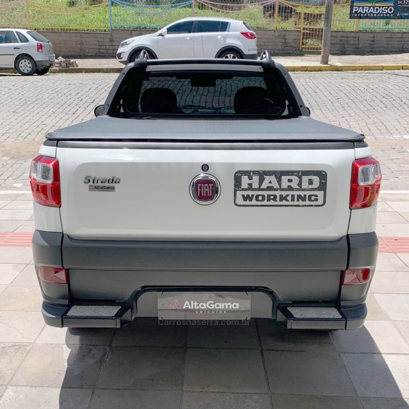 STRADA 1.4 MPI HARD WORKING CS 8V FLEX 2P MANUAL - 2020 - FLORES DA CUNHA