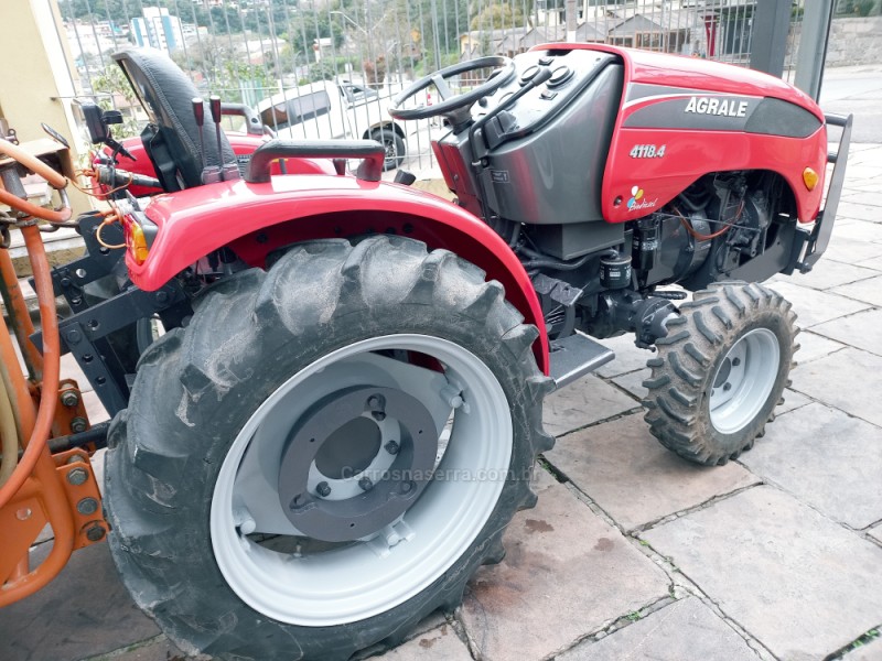 TRATOR 4118.4  - 2010 - BENTO GONçALVES