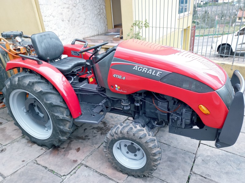 trator 4118.4  2010 bento goncalves