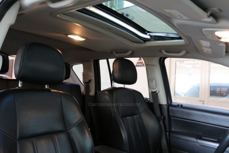 COMPASS 2.0 16V FLEX SPORT AUTOMÁTICO - 2012 - TAQUARA