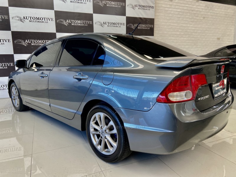 CIVIC 1.8 LXS 16V GASOLINA 4P MANUAL - 2007 - CAXIAS DO SUL
