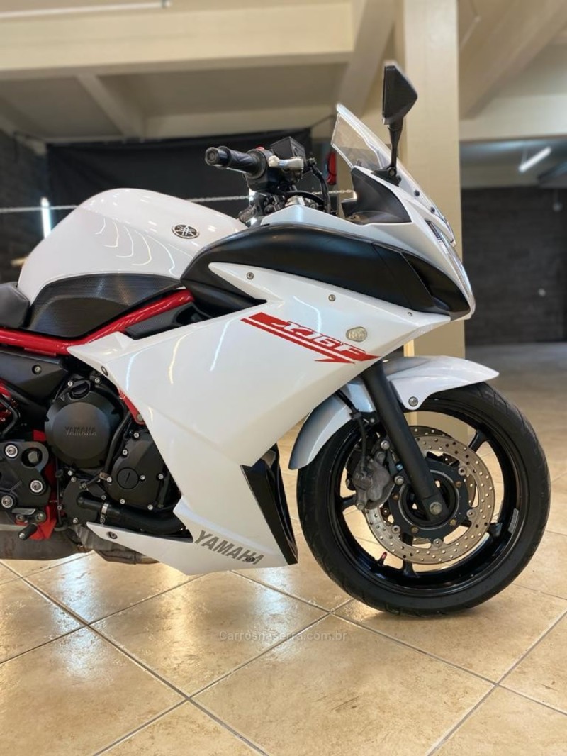 XJ6 F 