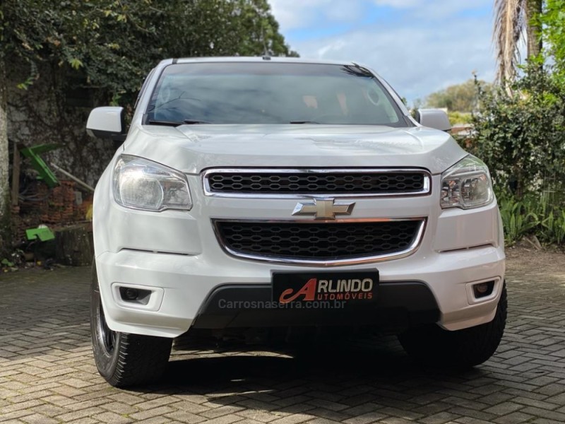 S10 2.8 LT 4X4 CD 16V TURBO DIESEL 4P MANUAL - 2013 - PAROBé