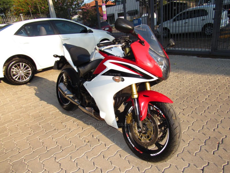 CBR 600F  - 2012 - BENTO GONçALVES