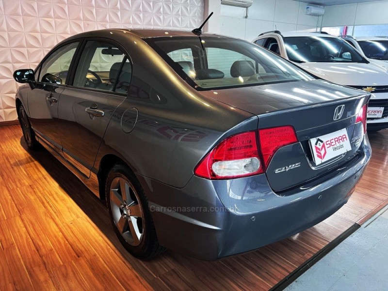 CIVIC 1.8 LXS 16V FLEX 4P MANUAL - 2010 - CAXIAS DO SUL