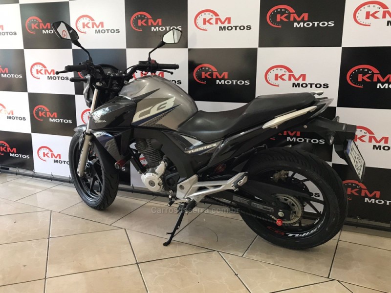 CB 250F TWISTER CBS - 2020 - PORTãO