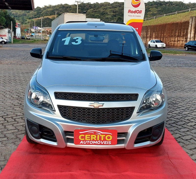 MONTANA 1.4 MPFI LS CS 8V FLEX 2P MANUAL - 2013 - PAROBé