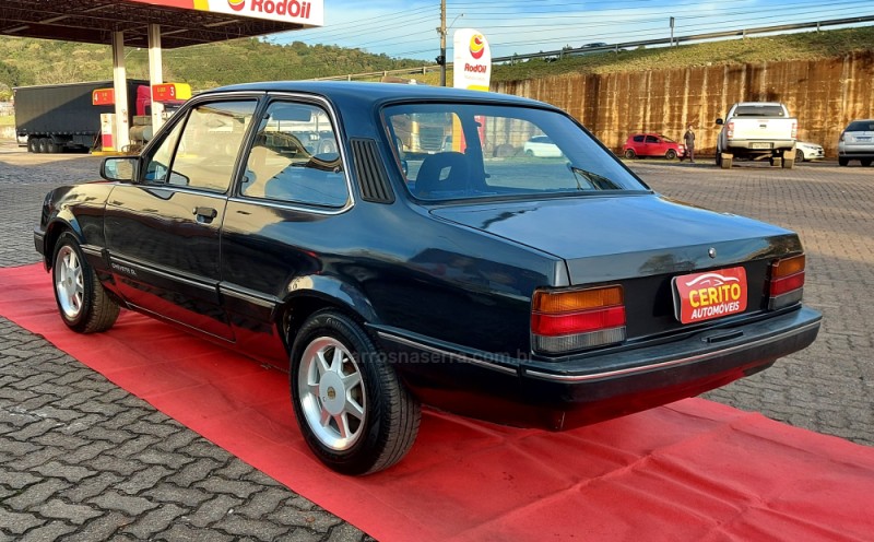 CHEVETTE 1.6 DL 8V GASOLINA 2P MANUAL - 1993 - PAROBé