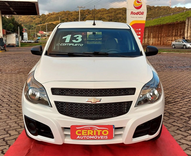 MONTANA 1.4 MPFI LS CS 8V FLEX 2P MANUAL - 2013 - PAROBé