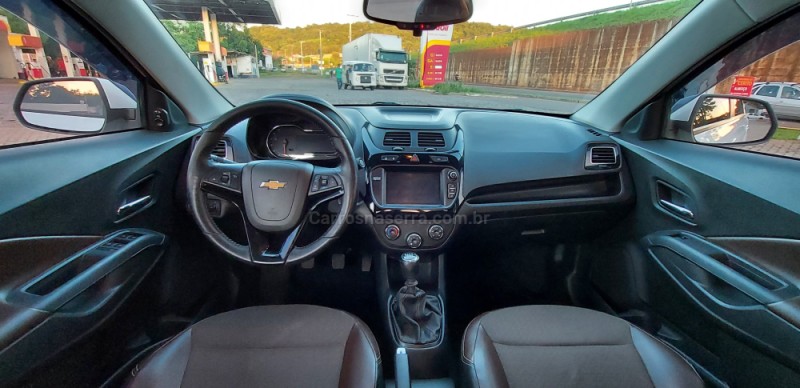 COBALT 1.4 MPFI LTZ 8V FLEX 4P MANUAL - 2017 - PAROBé