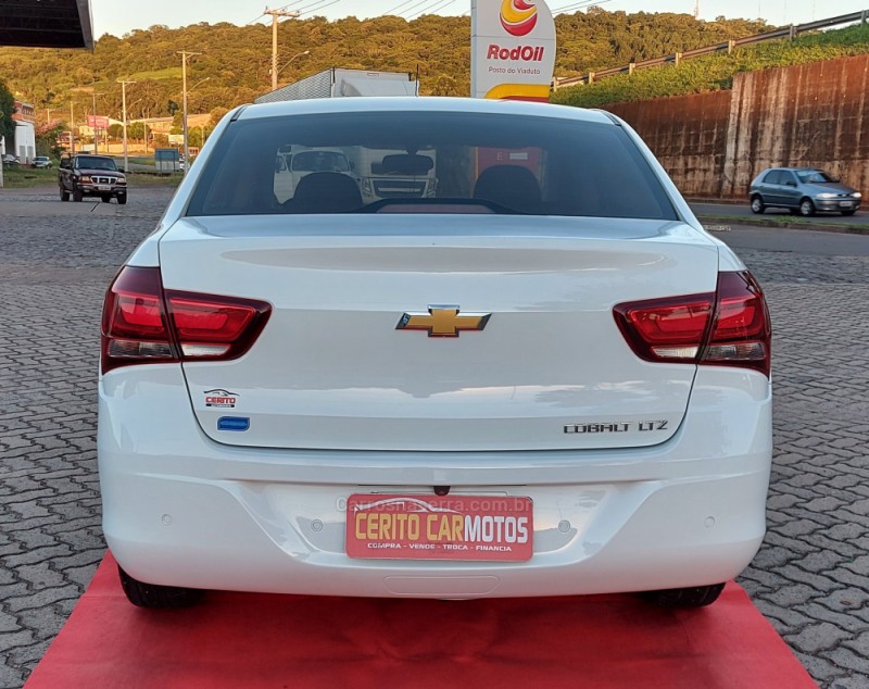 COBALT 1.4 MPFI LTZ 8V FLEX 4P MANUAL - 2017 - PAROBé