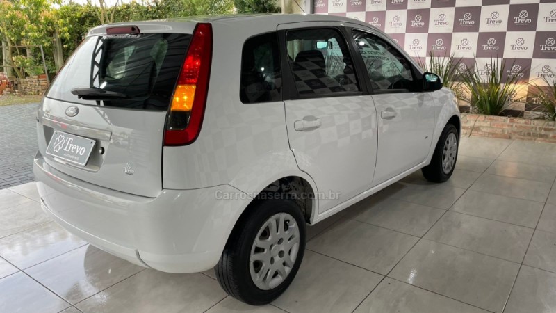 FIESTA 1.0 MPI HATCH 8V FLEX 4P MANUAL - 2014 - TAQUARA