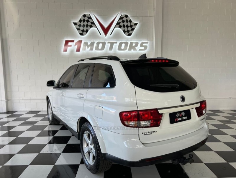 KYRON 2.0 GL 200KY 4X4 16V TURBO DIESEL 4P AUTOMÁTICO - 2012 - MONTENEGRO