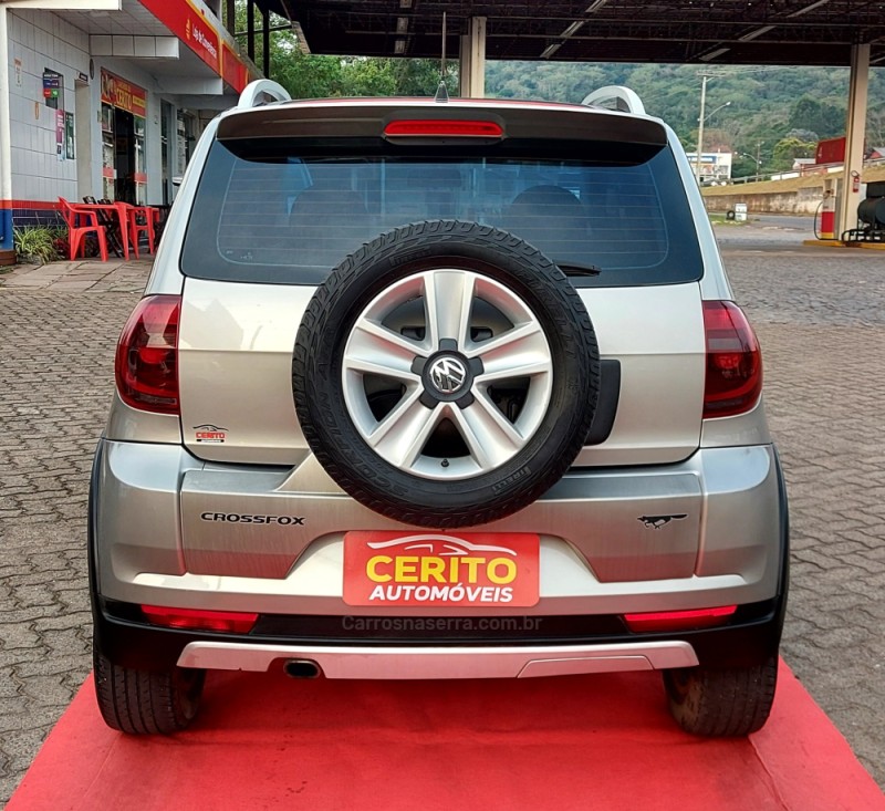CROSSFOX 1.6 MI FLEX 8V 4P MANUAL - 2011 - PAROBé