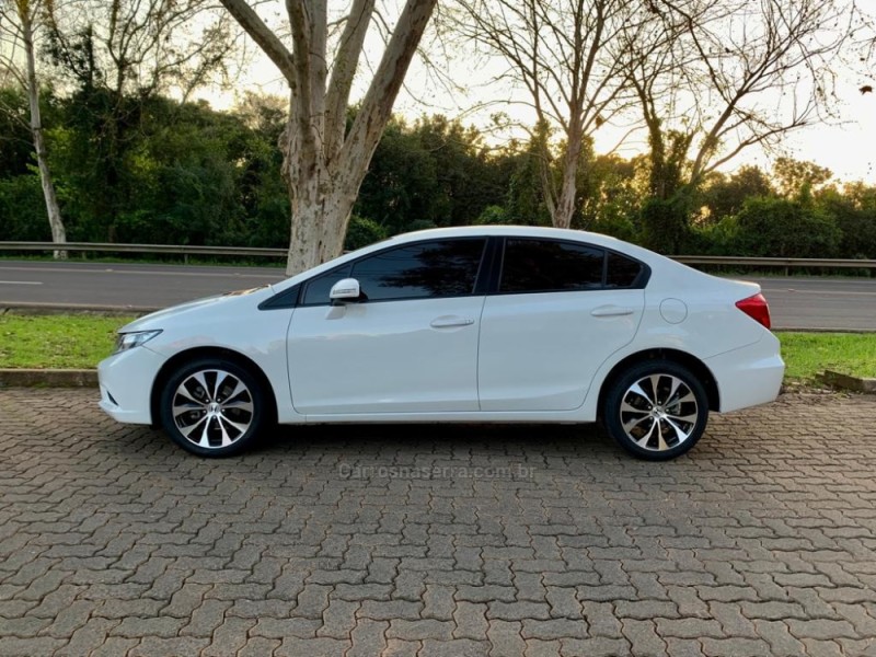 CIVIC 2.0 LXR 16V FLEX 4P AUTOMÁTICO - 2015 - DOIS IRMãOS