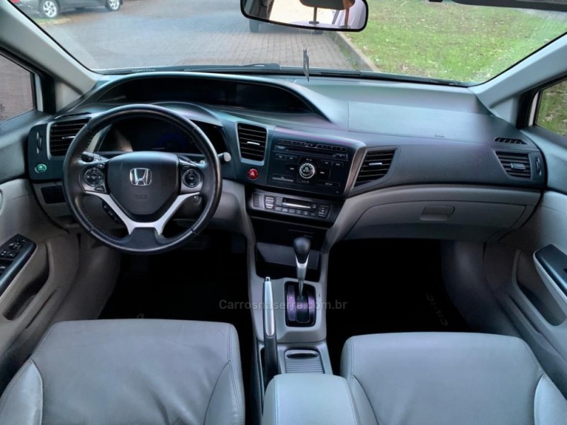 CIVIC 2.0 LXR 16V FLEX 4P AUTOMÁTICO - 2015 - DOIS IRMãOS