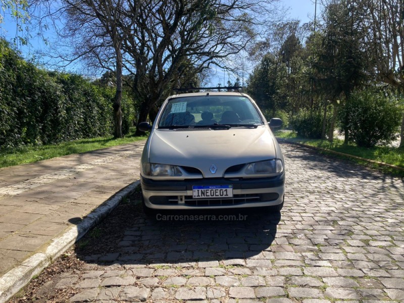 SCÉNIC 1.6 RT 16V GASOLINA 4P MANUAL - 2000 - FARROUPILHA