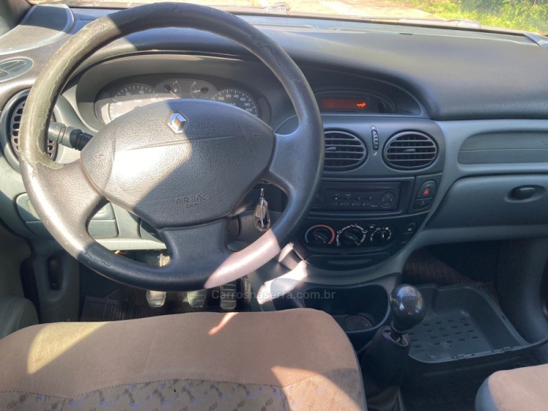SCÉNIC 1.6 RT 16V GASOLINA 4P MANUAL - 2000 - FARROUPILHA