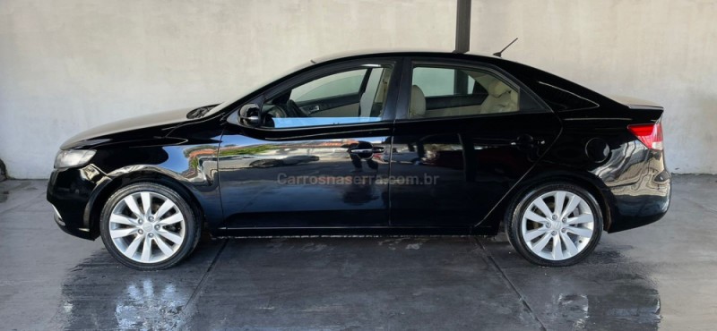 CERATO 1.6 EX3 SEDAN 16V GASOLINA 4P MANUAL - 2011 - NOVO HAMBURGO