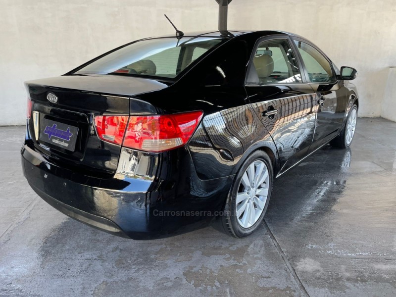 CERATO 1.6 EX3 SEDAN 16V GASOLINA 4P MANUAL - 2011 - NOVO HAMBURGO