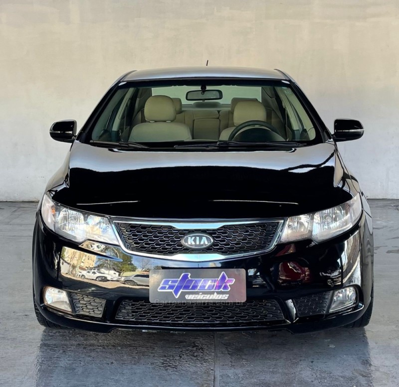 CERATO 1.6 EX3 SEDAN 16V GASOLINA 4P MANUAL - 2011 - NOVO HAMBURGO
