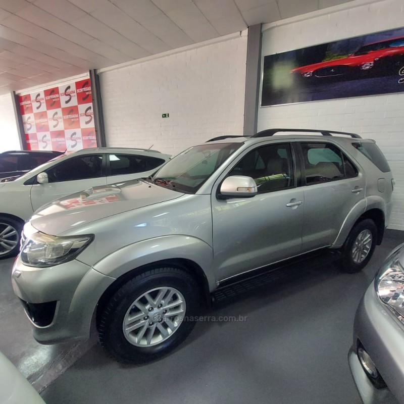 HILUX SW4 3.0 SRV 4X4 16V TURBO INTERCOOLER DIESEL 4P AUTOMÁTICO - 2013 - PASSO FUNDO