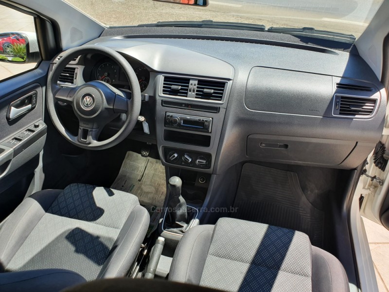 FOX 1.6 MSI TRENDLINE 8V FLEX 4P MANUAL - 2015 - FARROUPILHA