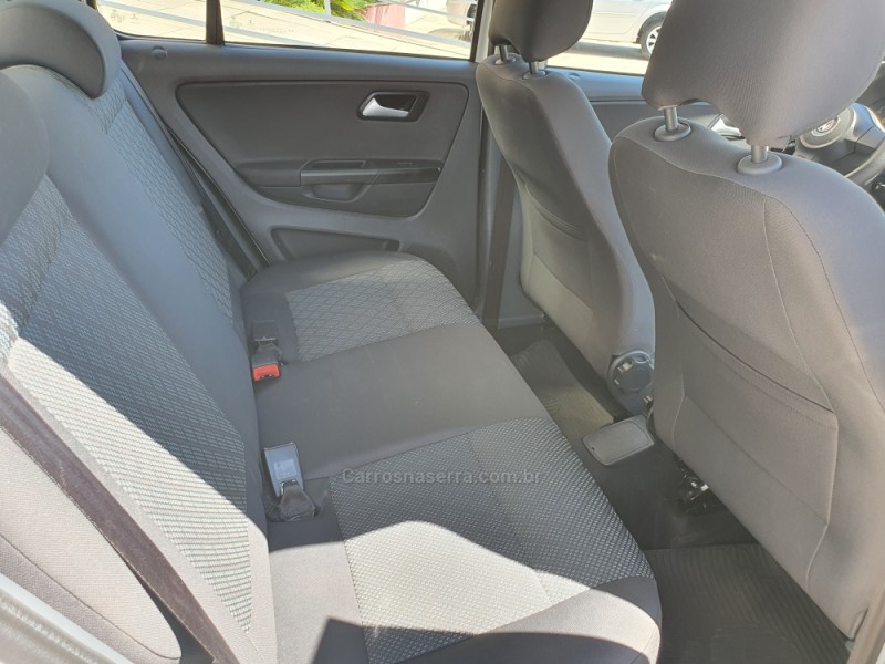 FOX 1.6 MSI TRENDLINE 8V FLEX 4P MANUAL - 2015 - FARROUPILHA