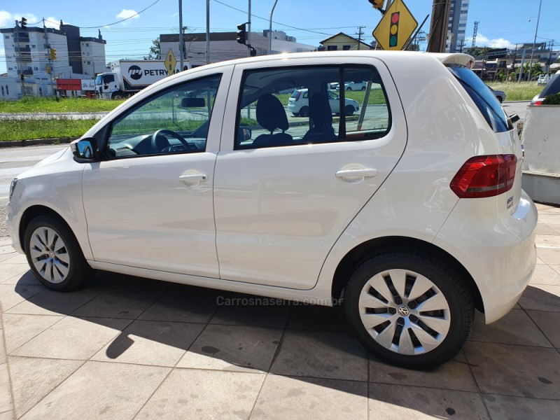 FOX 1.6 MSI TRENDLINE 8V FLEX 4P MANUAL - 2015 - FARROUPILHA