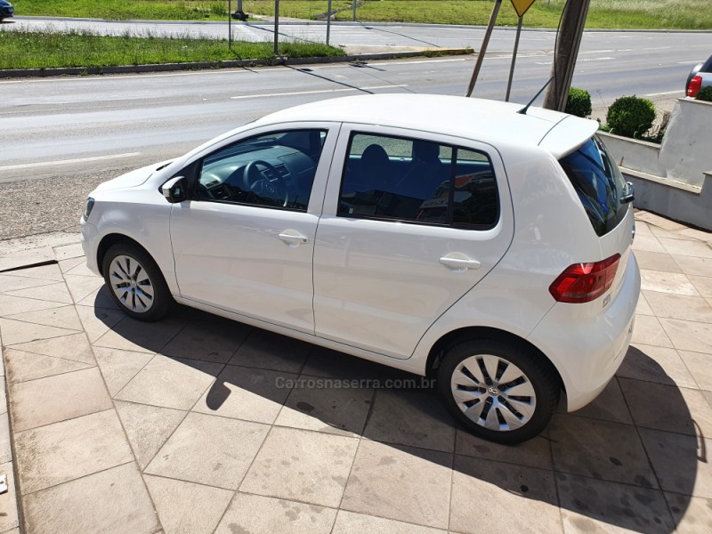 FOX 1.6 MSI TRENDLINE 8V FLEX 4P MANUAL - 2015 - FARROUPILHA