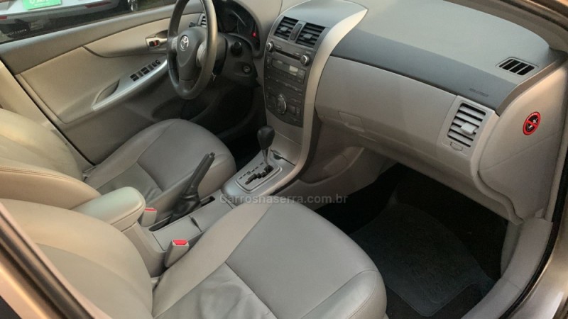 COROLLA 1.8 XEI 16V GASOLINA 4P AUTOMÁTICO - 2010 - FARROUPILHA