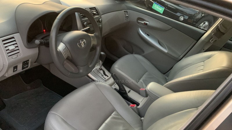 COROLLA 1.8 XEI 16V GASOLINA 4P AUTOMÁTICO - 2010 - FARROUPILHA