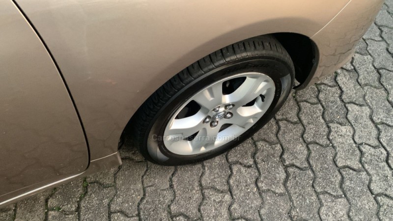 COROLLA 1.8 XEI 16V GASOLINA 4P AUTOMÁTICO - 2010 - FARROUPILHA