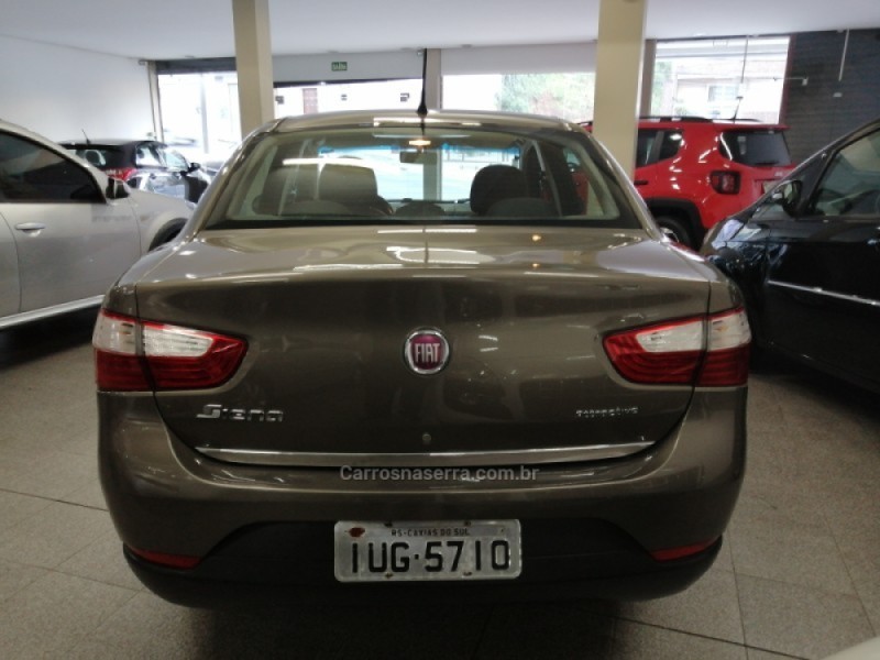 GRAND SIENA 1.4 MPI ATTRACTIVE 8V FLEX 4P MANUAL - 2013 - CAXIAS DO SUL