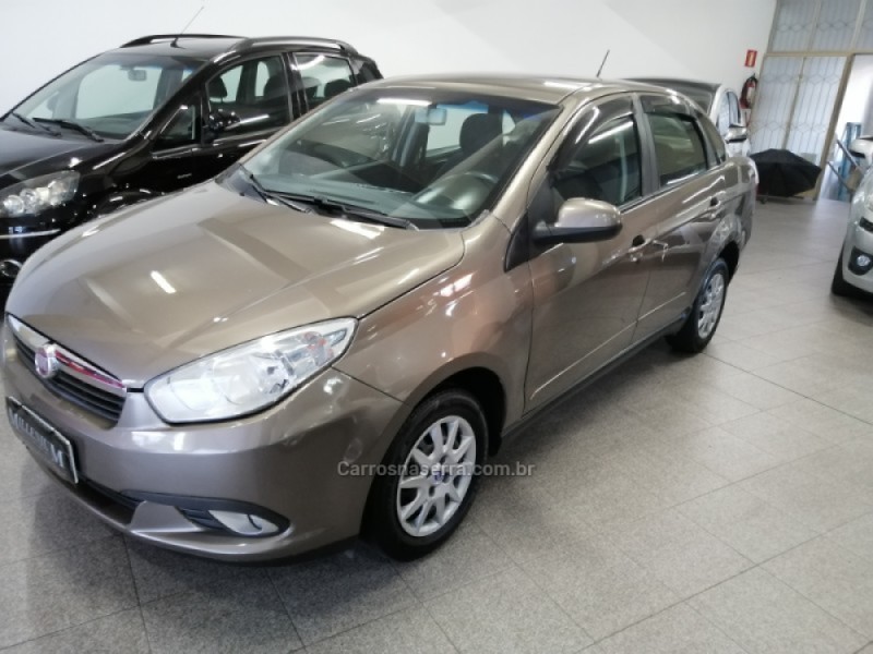grand siena 1.4 mpi attractive 8v flex 4p manual 2013 caxias do sul