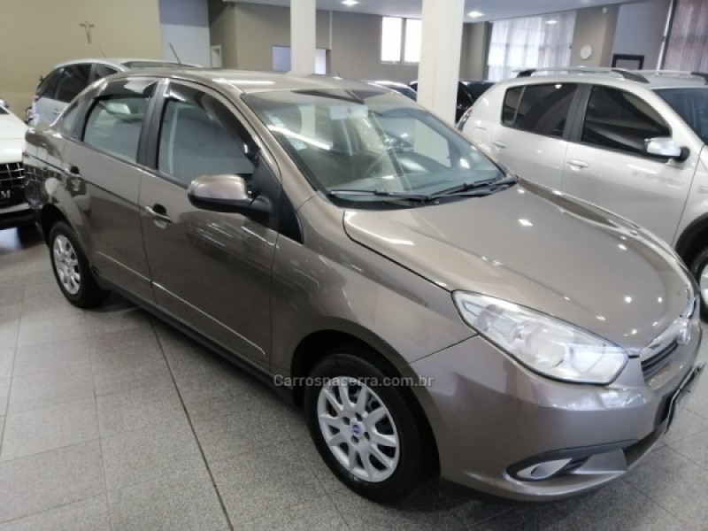 GRAND SIENA 1.4 MPI ATTRACTIVE 8V FLEX 4P MANUAL - 2013 - CAXIAS DO SUL